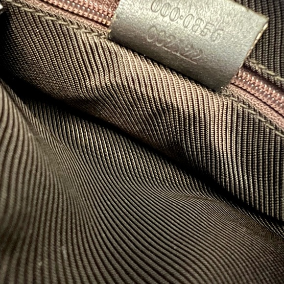 Vintage Gucci Bag - Picture 10 of 11